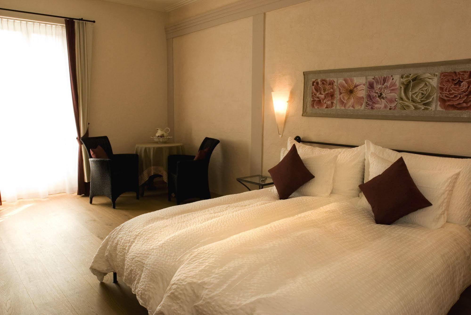Romantik Hotel Landhaus Liebefeld Koniz 외부 사진